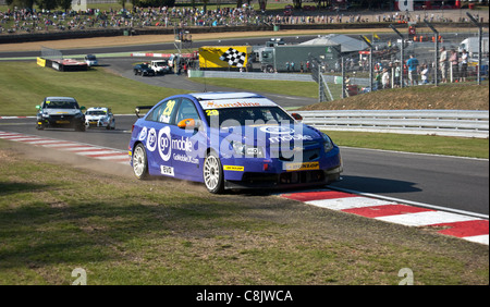 Paul O'Neil de GOMOBILE.COM British Touring Car Championship Racing team Banque D'Images