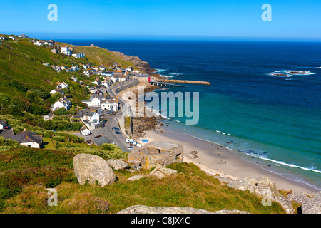 Vue sur Sennen Cove Penwith, péninsule, Cornwall, Angleterre, Royaume-Uni, Europe Banque D'Images