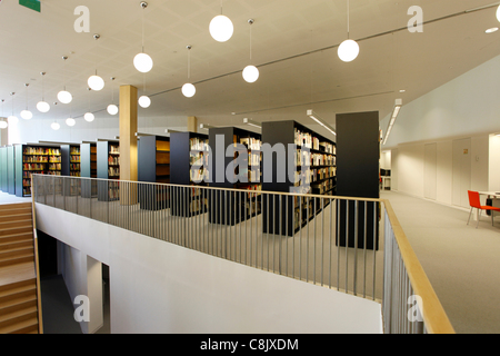 Intérieur de la nouvelle bibliothèque à l'Herta et Paul Amir Wing Construction du Tel Aviv Museum of Art conçu par la Harvard's Preston Scott Cohen, Israël Banque D'Images