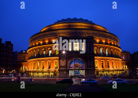 Royal Albert Hall en soirée, South Kensington, London England UK Royaume-Uni GB Grande-bretagne Îles britanniques Europe Banque D'Images