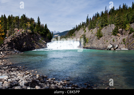 Chutes Bow. Le parc national Banff. L'Alberta. Canada, octobre 2011 Banque D'Images