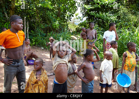 Les Pygmées Baaka, Réserve de Dzanga Sangha, République centrafricaine, Afrique Banque D'Images