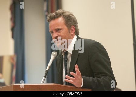 L'acteur Matthew Perry parle au cours de l'Association nationale des professionnels de la toxicomanie, et la maison, de traitement et de récupération d'information Caucus sur les tribunaux et les tribunaux de traitement des anciens combattants : une solution éprouvée au service du Budget des anciens combattants sur la colline du Capitole à Washington D.C. Le vendredi 16 septembre Banque D'Images