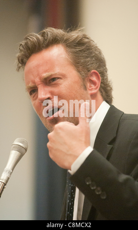 L'acteur Matthew Perry parle au cours de l'Association nationale des professionnels de la toxicomanie, et la maison, de traitement et de récupération d'information Caucus sur les tribunaux et les tribunaux de traitement des anciens combattants : une solution éprouvée au service du Budget des anciens combattants sur la colline du Capitole à Washington D.C. Le vendredi 16 septembre Banque D'Images