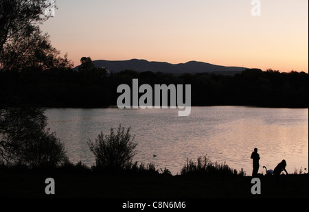 Scène romantique de Duddingston Loch, nuit à Édimbourg Banque D'Images