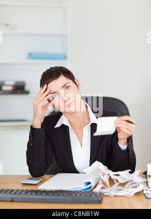 Portrait d'un comptable des recettes contrôle Banque D'Images