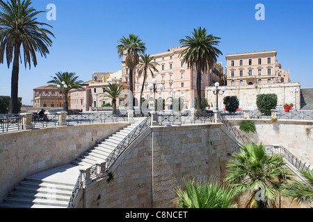 Italie, Sardaigne, Cagliari, quartier de Castello, Bastione di San Remy terrasse Banque D'Images