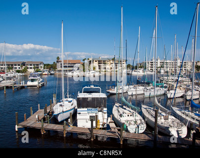 Yacht Club de Melbourne Harbor, dans l'Indian River Lagoon sur l'Intracoastal Waterway à Melbourne Florida USA Banque D'Images