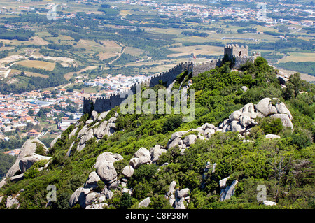 Vue sur le Castelo dos Mouros (Château des Maures), Sintra, Lisbonne, Portugal Banque D'Images