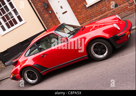 Une Porsche 911 Turbo voiture classique , Lavenham Suffolk , Angleterre , Angleterre , Royaume-Uni Banque D'Images