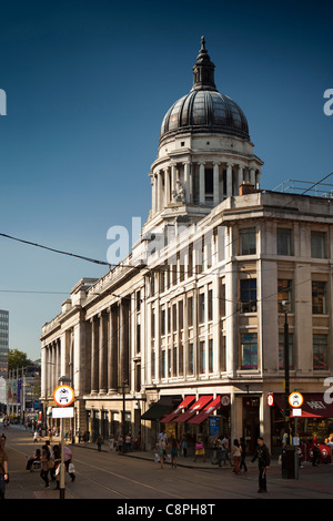 Royaume-uni, Nottingham, Nottinghamshire, rue Victoria, la chambre du conseil et échange arcade Banque D'Images