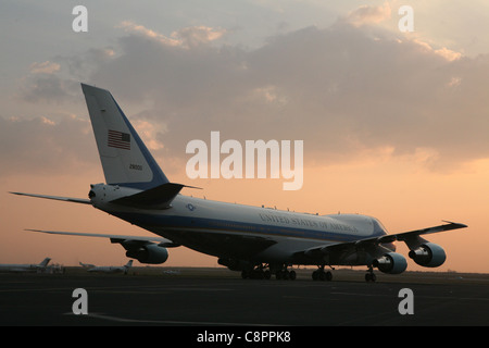 Air Force un avion à l'aéroport Ruzyne de Prague, en République tchèque, le 4 avril 2009. Banque D'Images