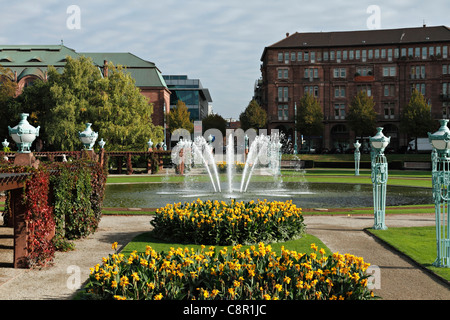 Frederick Parc de la fontaine, Mannheim Baden Württemberg Allemagne Banque D'Images