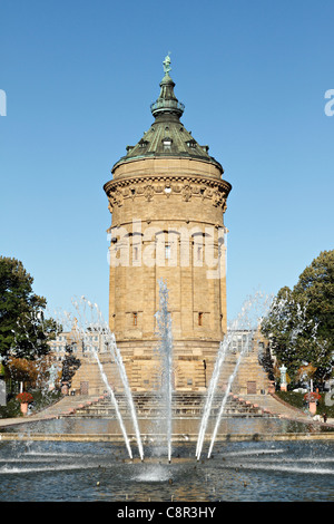 Mannheim Water Tower à Frederick Park, Mannheim Baden Württemberg Allemagne Banque D'Images