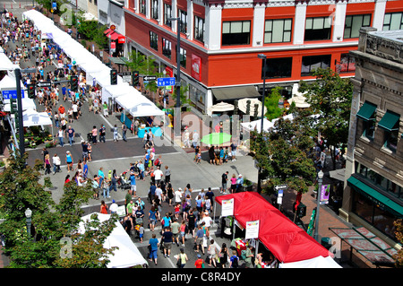 Marché du samedi sur Georgia Street (intersection avec la 8e Rue), le centre-ville de Boise Banque D'Images