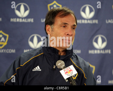 Bruce Arena, l'entraîneur-chef de la Galaxy. Banque D'Images