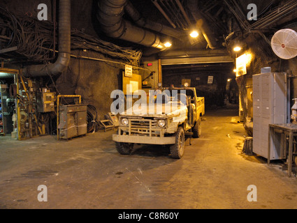 Sous terre à la mine Coleman à Sudbury, Ontario, Canada Banque D'Images