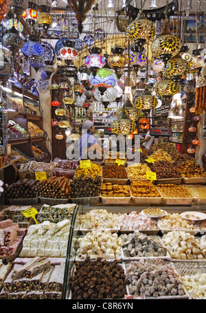 Misir Carsisi, marché aux épices, interieur, Istanbul, Turquie , l'Europe, Banque D'Images