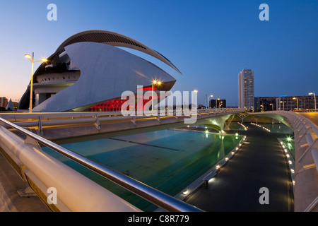 Le Palau de les Arts Reina Sofia par Calatrava , Valencia, Espagne Banque D'Images