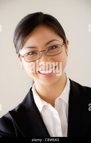 Portrait of smiling businesswoman Banque D'Images