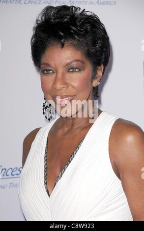 Natalie Cole aux arrivées pour 2011 Princess Grace Awards Gala, Le Restaurant Cipriani 42nd Street, New York, NY Le 1 novembre 2011. Photo par : Kristin Callahan/Everett Collection Banque D'Images