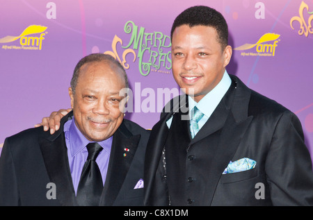 Quincy Jones, Terrence Howard présents pour la Alfred Mann Foundation Gala annuel Black-Tie, Barker Hangar, Santa Monica, Banque D'Images