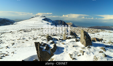 En regardant vers le sommet du Cadair Idris de Mynydd Moel Banque D'Images
