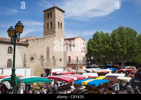 France, Languedoc-Roussillon, Aude, Espéraza, marché du dimanche Banque D'Images