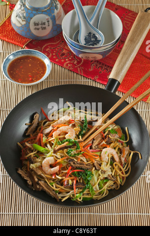 Chow mein nouilles frites Chinese food Banque D'Images