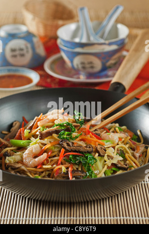 Chow mein nouilles frites Chinese food Banque D'Images