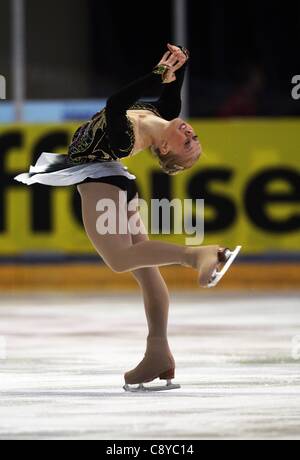 04 11 2011 Figure skating Icechallenge 2011 Graz Autriche programme court pour les femmes photo montre Anine Rabe NI Banque D'Images