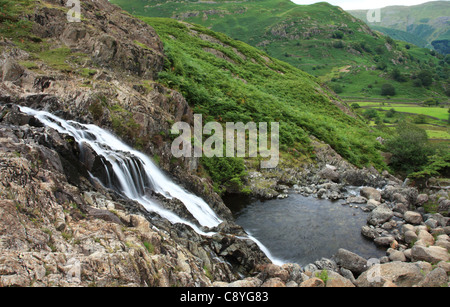 Sourmilk Gill, Près de Grasmere, Parc National de Lake District, Cumbria, Angleterre, Europe Banque D'Images