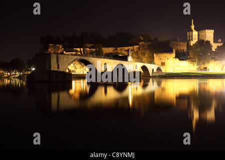 Le Pont d'Avignon (Pont St-Bénezet) à Avignon, France Banque D'Images