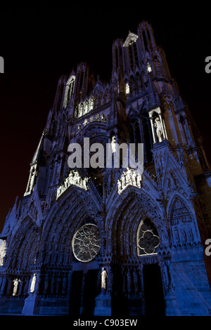 Spectacle de lumière pour le 800e anniversaire de la cathédrale (en 2011).Reims, Marne, Grand est, France. Banque D'Images