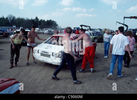 Banger racing, entre 2 lacs, Buckinghamshire Banque D'Images