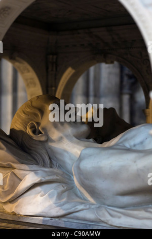 Tombeau de Louis XII et Anne de Bretagne à la basilique Saint-Denis, Saint Denis, Ile de France, France Banque D'Images