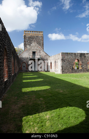 Les Pays-Bas, Oranjestad, Saint-Eustache, île des Antilles néerlandaises. Ruines de l'Église Réformée hollandaise, construit en 1755. Banque D'Images