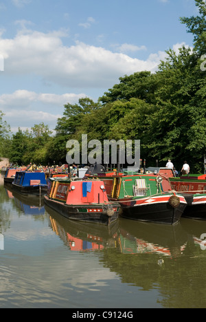 Il y a un historique annuel Braunston 15-04 Rassemblement à Braunston Marina chaque année. Les plaisanciers et les bateaux rassembler de tous les coins Banque D'Images