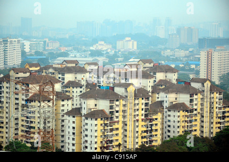 Aeraial sur des tours d'appartements ou d'immeubles à appartements à Kuala Lumpur, capitale de la Malaisie Banque D'Images