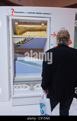 Paris, France, Batimat Salon des matériaux de construction, 'Saint Gobain Corporation', produits d'isolation Banque D'Images