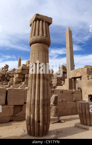 Temple de Karnak est un immense temple pharaonique et musée en plein air et le plus grand site religieux anciens dans le monde. C'était la Banque D'Images