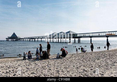 Pier de Heringsdorf, Usedom, Mecklembourg-Poméranie-Occidentale, Allemagne Banque D'Images