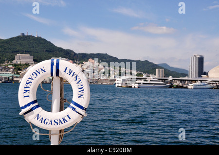 Nagasaki est une ville portuaire historique, une grande partie de ce qui a été reconstruite après la seconde guerre mondiale. Banque D'Images