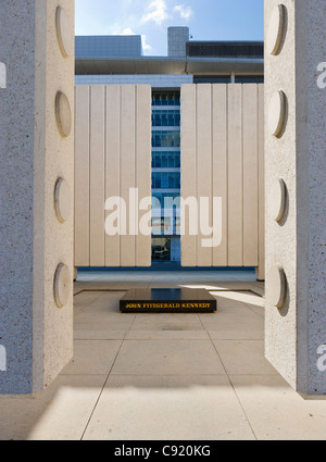 Le John F. Kennedy Memorial, à John F Kennedy Memorial Plaza, Dallas, Texas, USA Banque D'Images