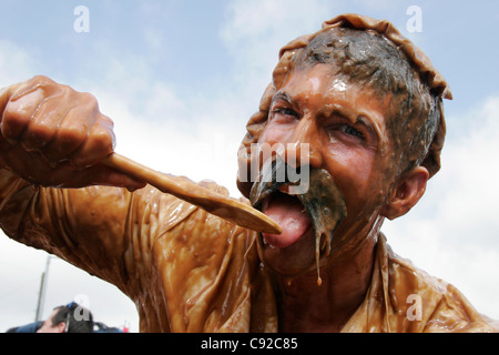 L'Assemblée mondiale de la sauce Wrestling Championships, qui a eu lieu en août à Rose 'n' Bowl pub dans Stacksteads, Lancashire, Angleterre Banque D'Images