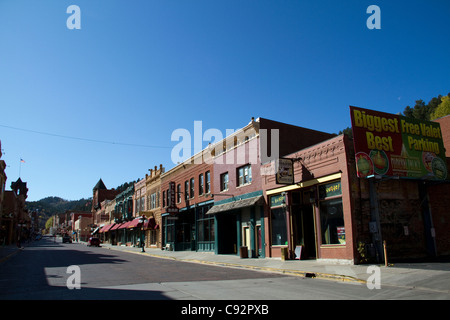 Rue principale dans la ville historique de Deadwood, Dakota du Sud, États-Unis Banque D'Images