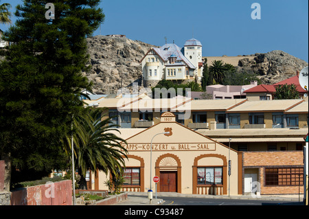 Concert Hall et Chambre Goerke bâtiments historiques en Namibie Luederitz Banque D'Images