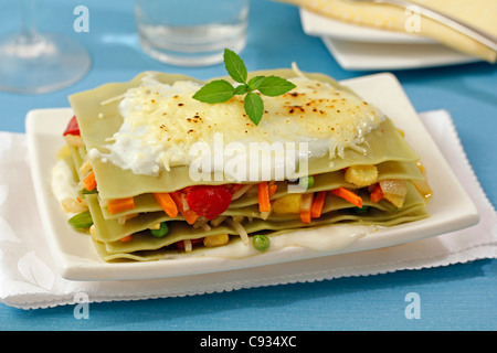 Lasagne aux légumes et l'ananas. Recette disponible. Banque D'Images