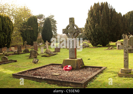 Tombe du Contre-amiral Charles Davis Lucas VC St Lawrence's Churchyard Mereworth Kent UK Banque D'Images