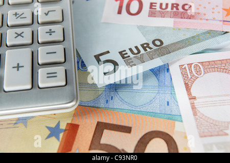 Détail de l'euro et une calculatrice Banque D'Images